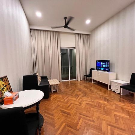 Profolio @ Straits Quay Aparthotel Tanjung Tokong Екстериор снимка