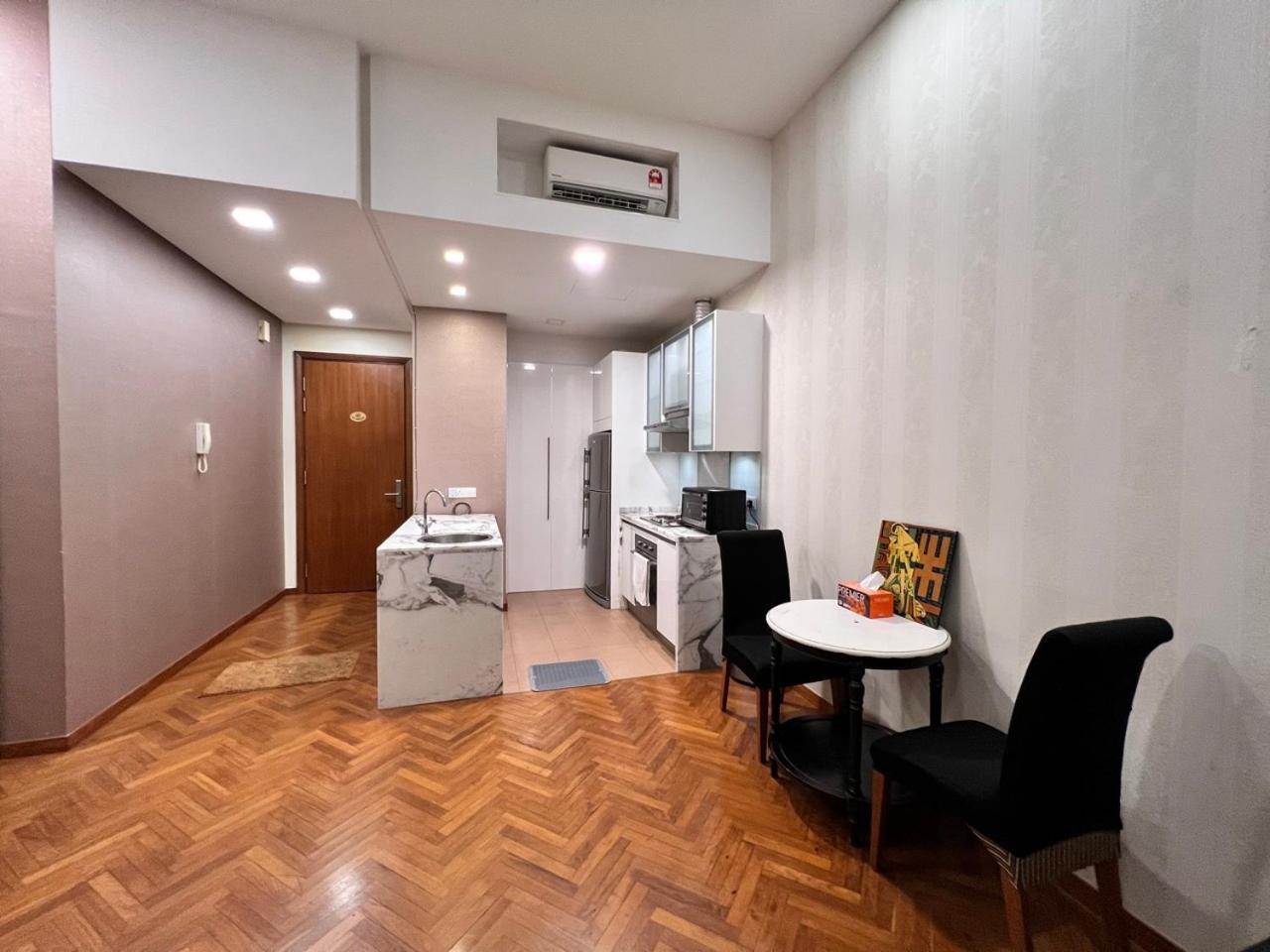 Profolio @ Straits Quay Aparthotel Tanjung Tokong Екстериор снимка