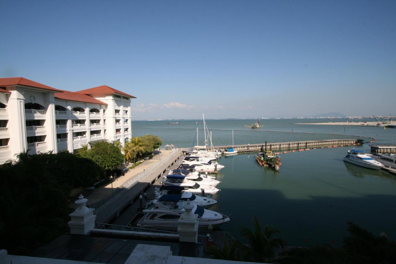 Profolio @ Straits Quay Aparthotel Tanjung Tokong Екстериор снимка