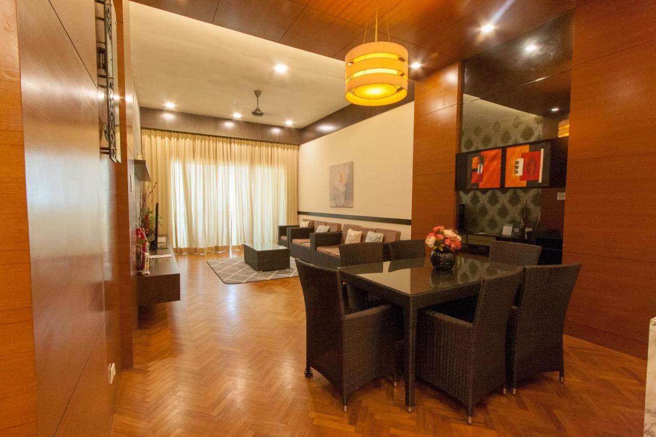 Profolio @ Straits Quay Aparthotel Tanjung Tokong Екстериор снимка