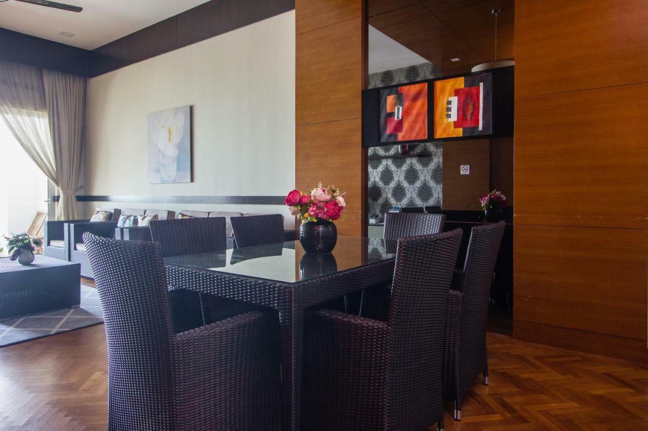 Profolio @ Straits Quay Aparthotel Tanjung Tokong Екстериор снимка